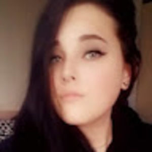 Meet your Posher, Elise